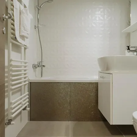 21 Residence City Stay With Private Parking Lujerului *