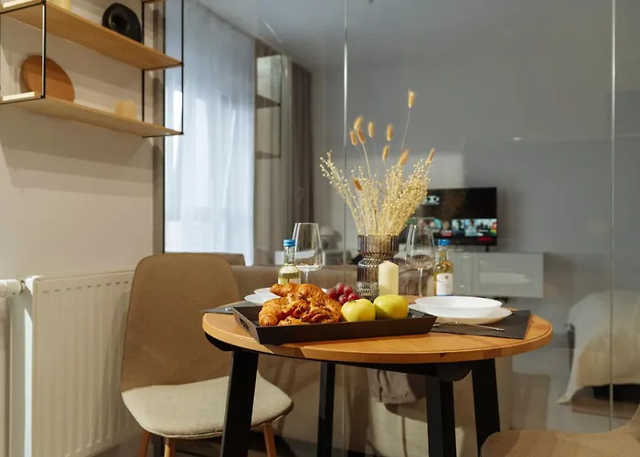 21 With Parking Lujerului