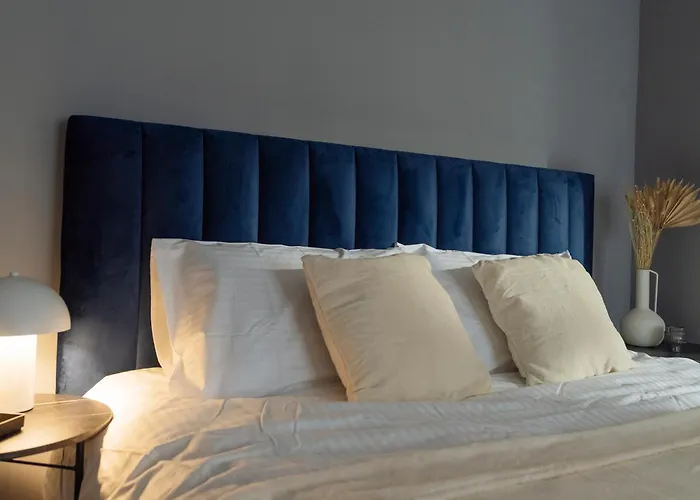 21 With Parking Lujerului