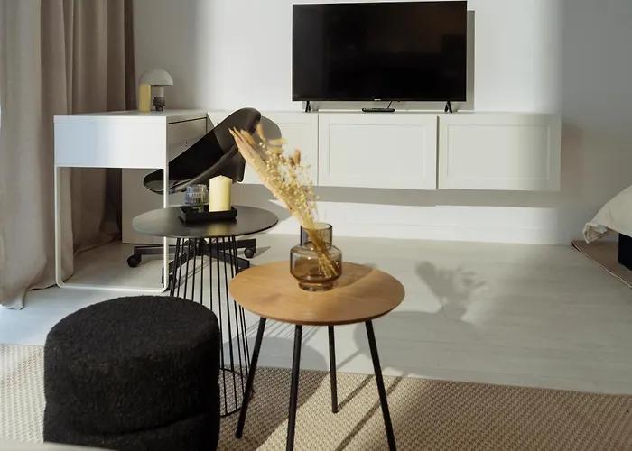 21 With Parking Lujerului